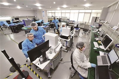 創(chuàng)新驅(qū)動(dòng)未來(lái) 研發(fā)高端醫(yī)療設(shè)備，加速開(kāi)拓國(guó)際市場(chǎng)，軟件及輔助設(shè)備協(xié)同并進(jìn)